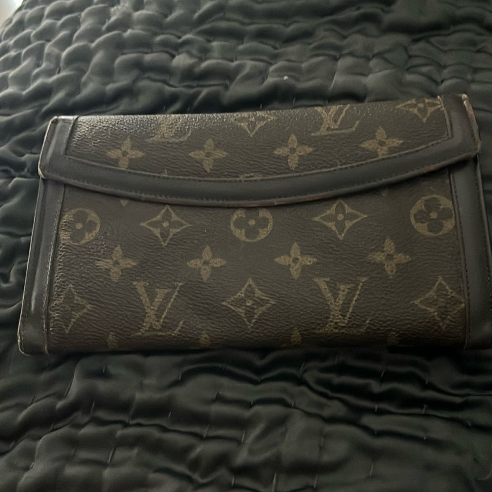 Women’s wallet